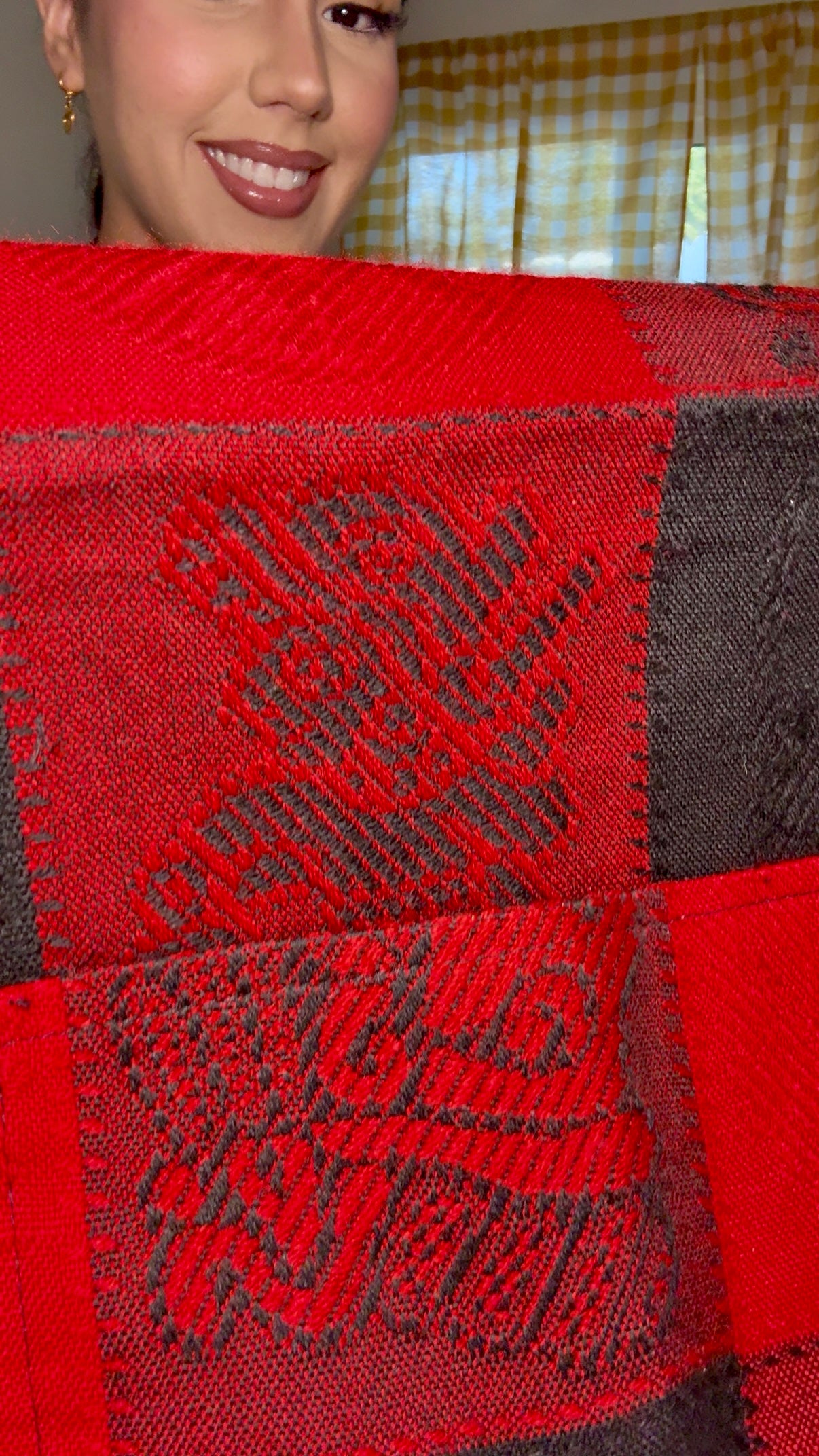 Red and Black pattern Apron π€