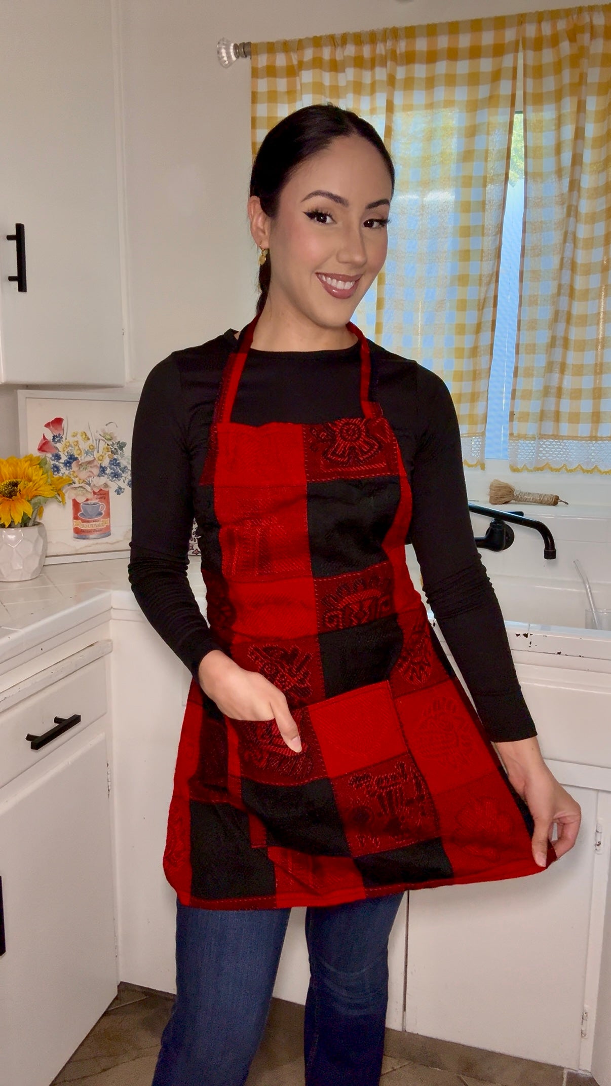 Red and Black pattern Apron π€