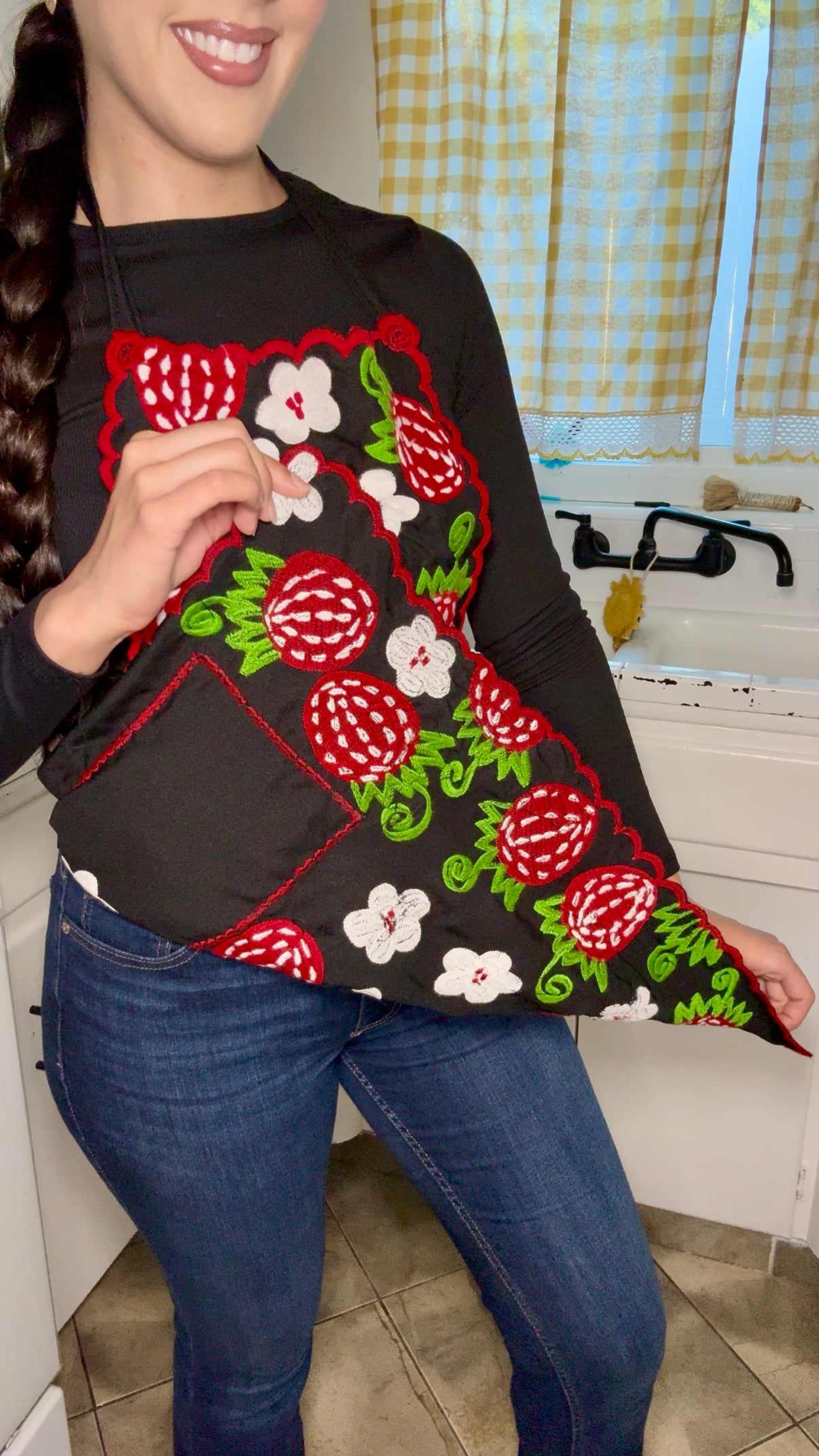 Fresita Embroidery Apron π