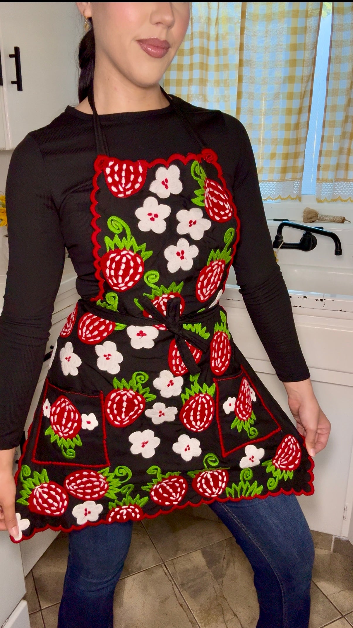 Fresita Embroidery Apron π