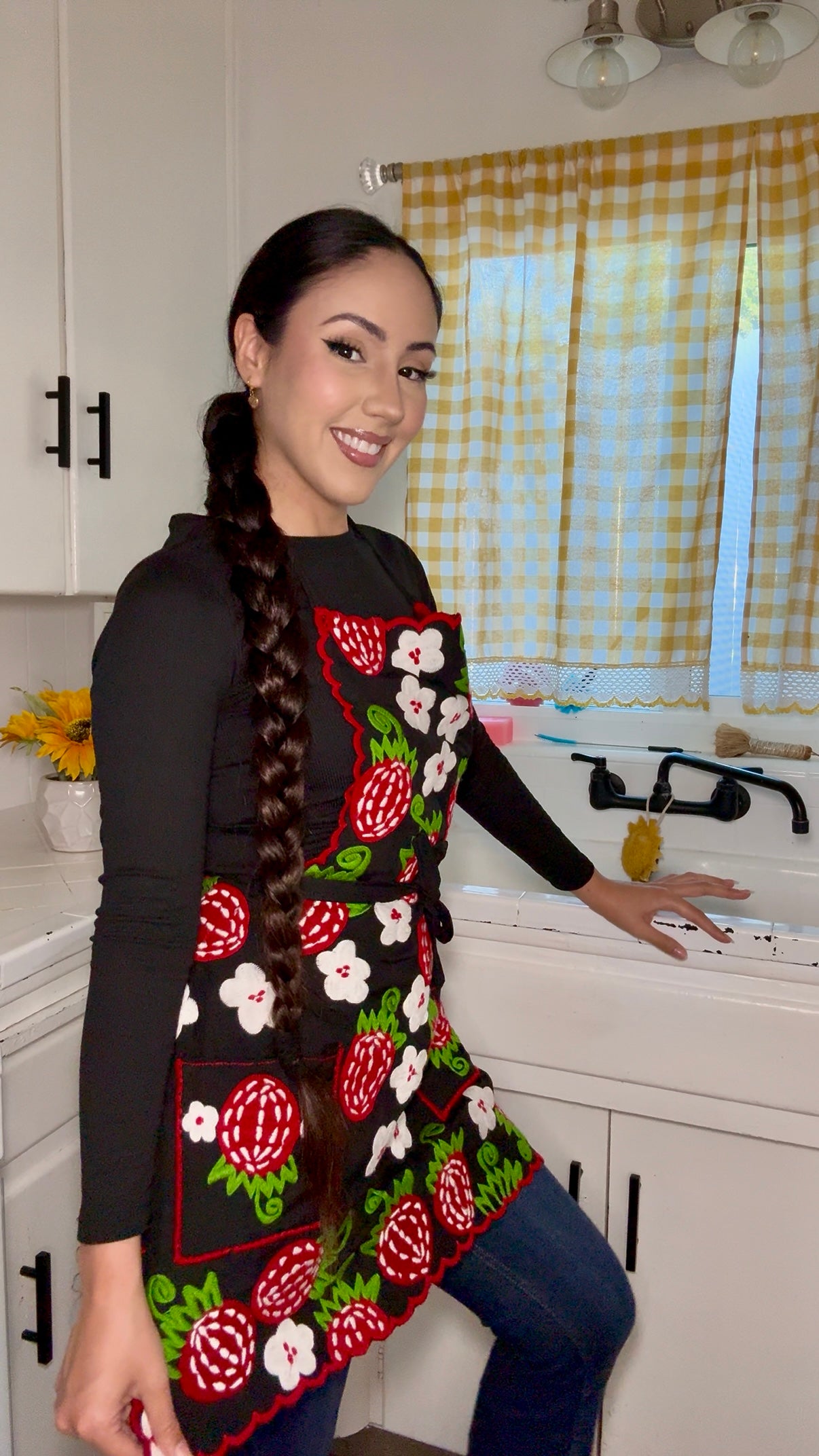 Fresita Embroidery Apron π