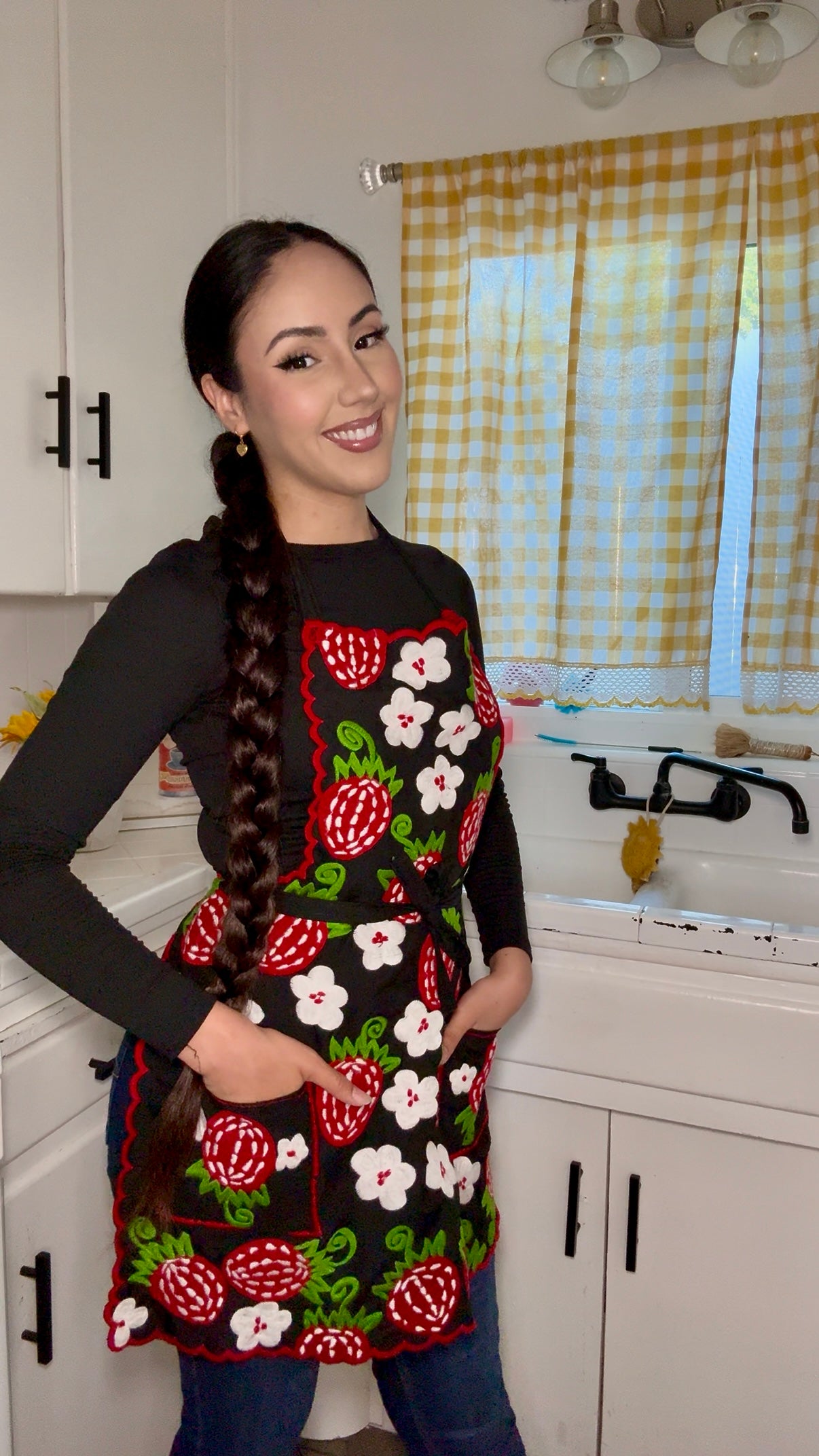 Fresita Embroidery Apron π
