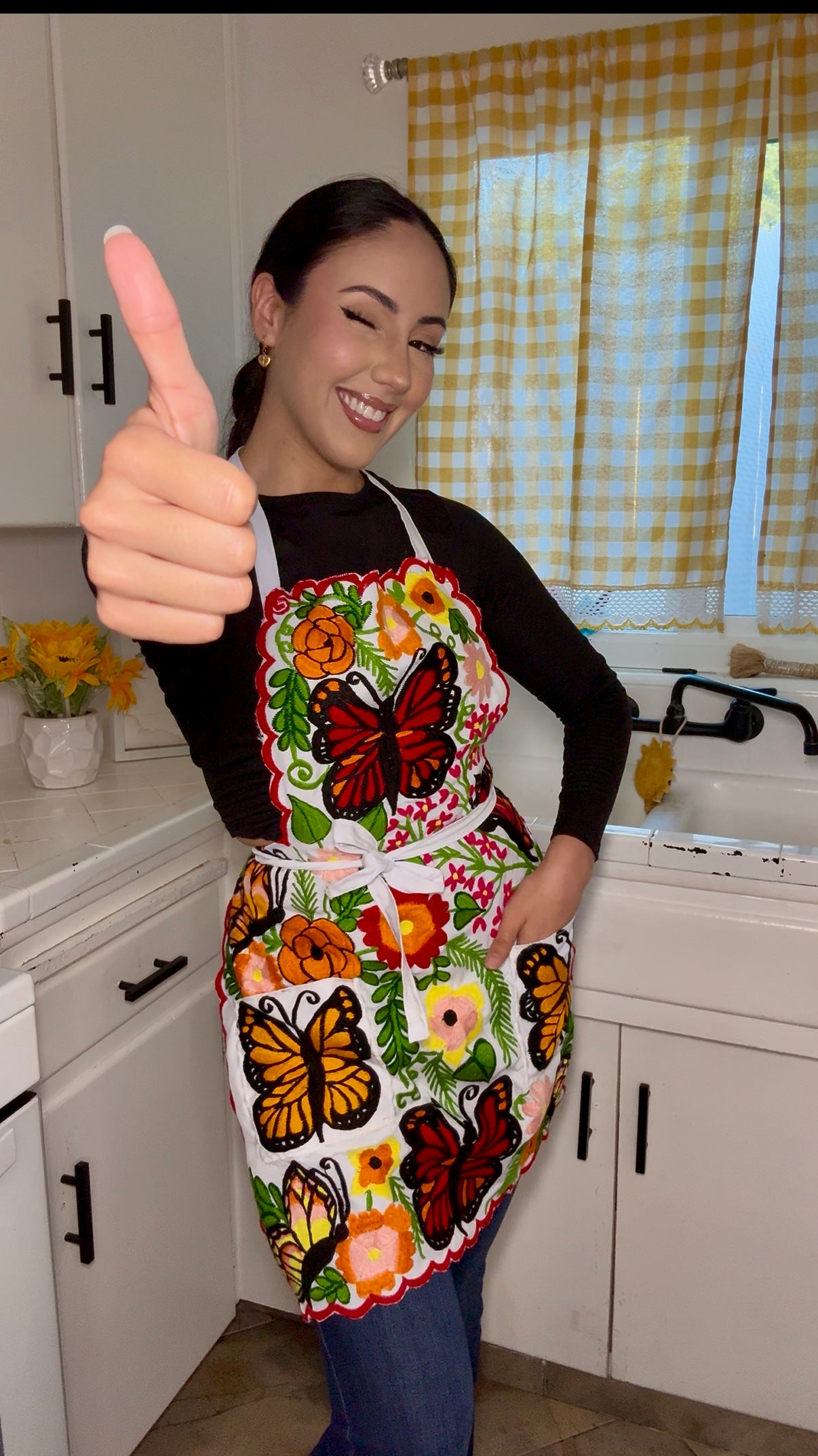 Mariposa/butterfly 🦋 Embroidery Apron