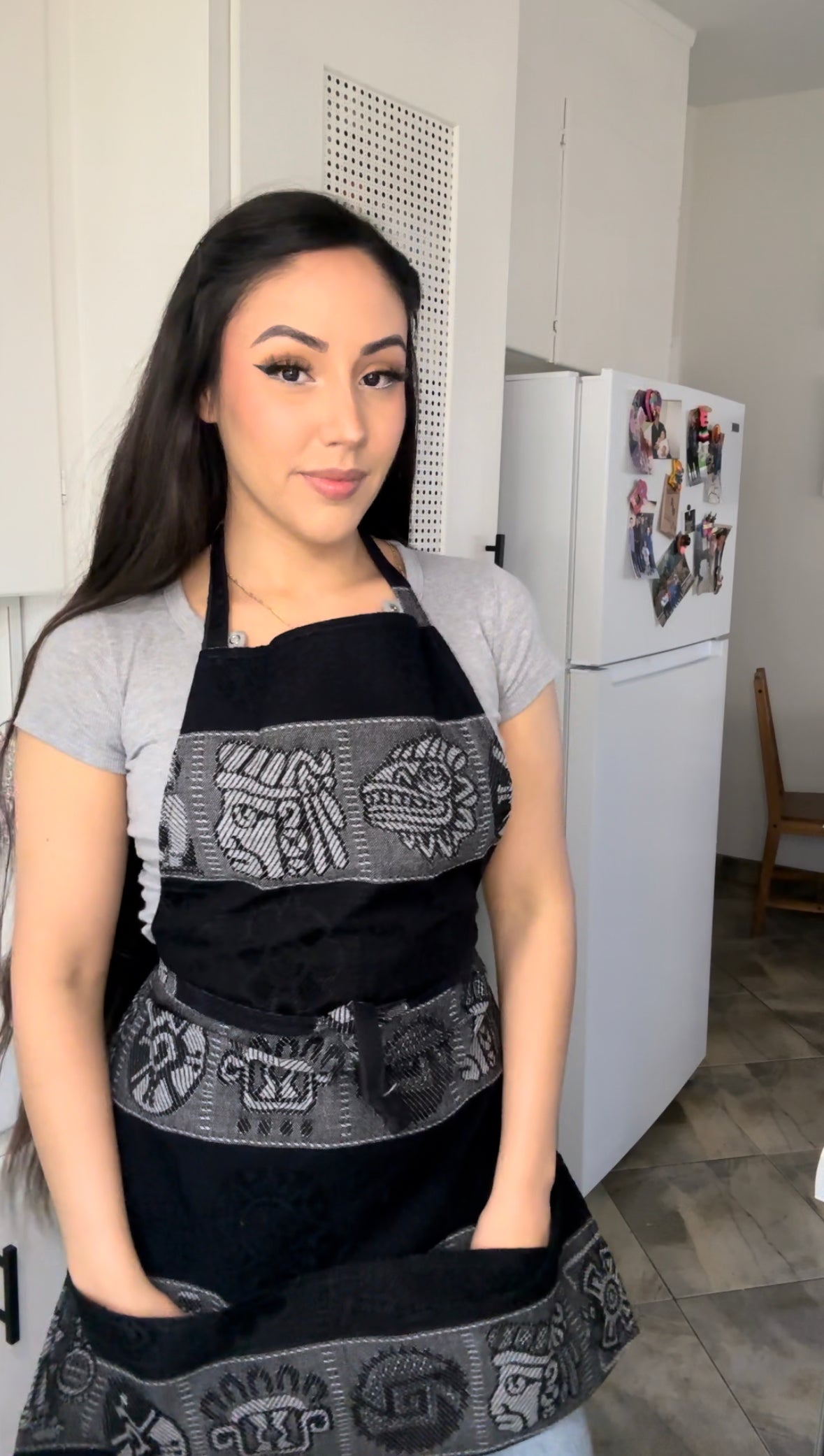 Black and Gray pattern Apron π€