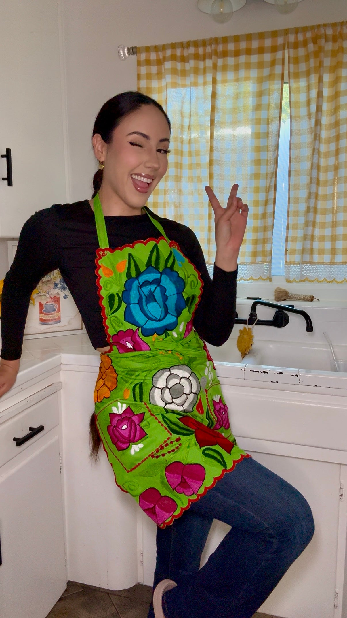 Green/Verde Mexican Embroidery Apron