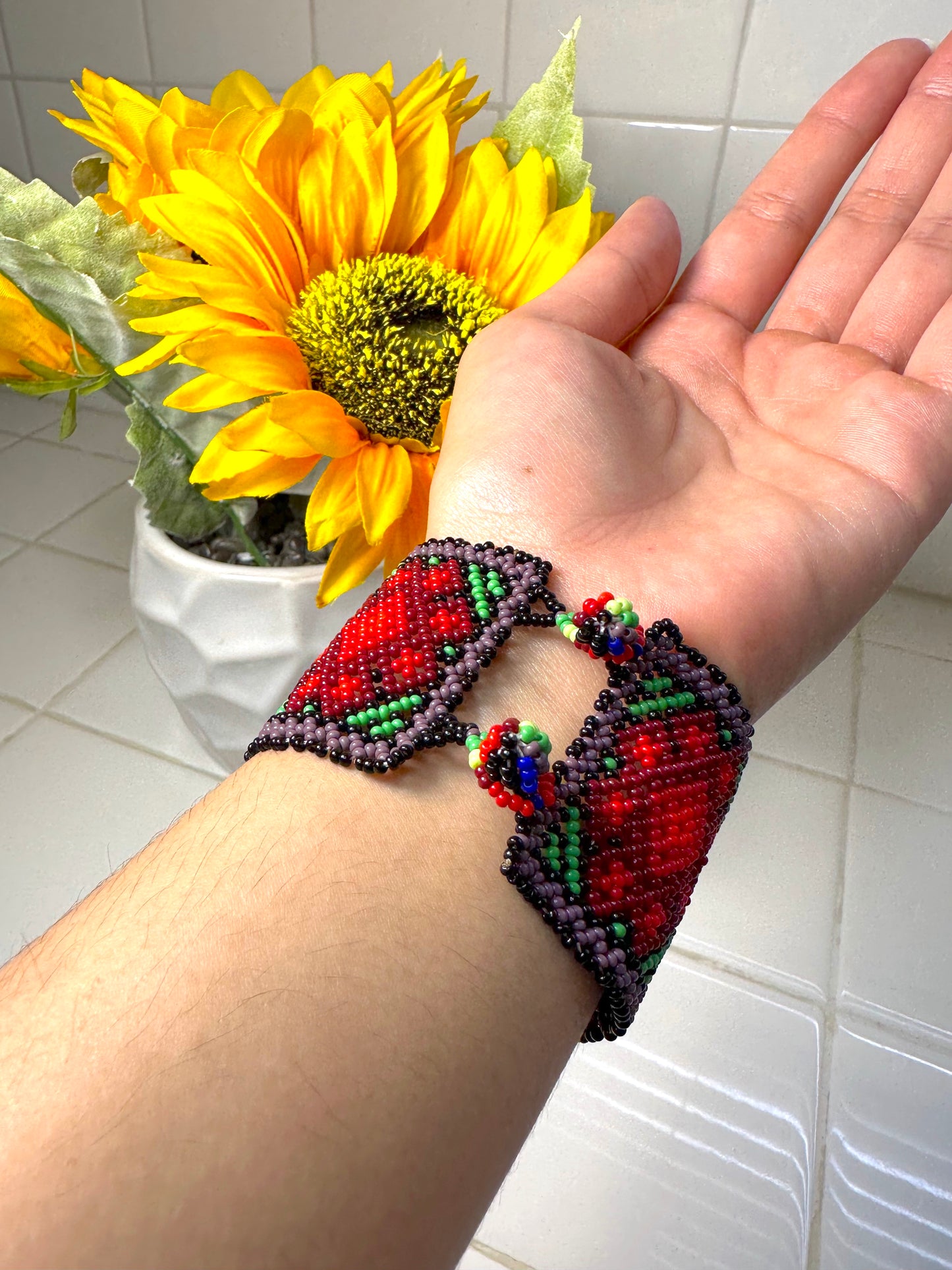 Red Handmade Huichol Bracelet/Pulsera Huichol Roja